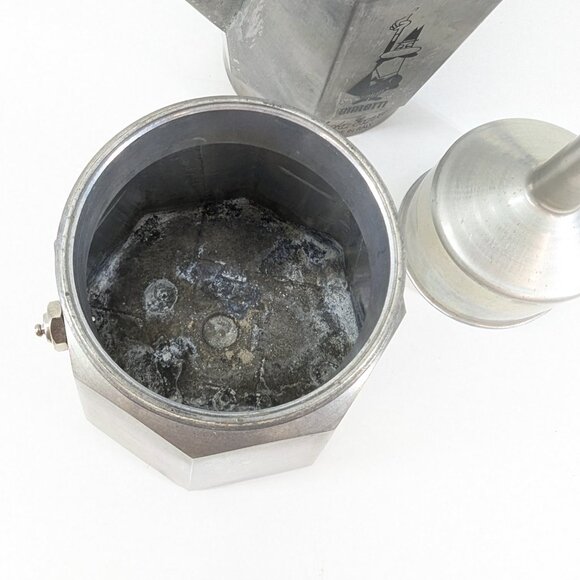 Bialetti Moka Express Single Cup Stovetop Aluminum Coffee Maker Made in Italy - Picture 11 of 13